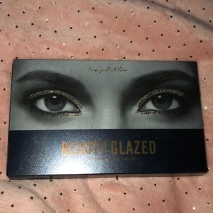 Beauty Glazed Eyeshadow Palette